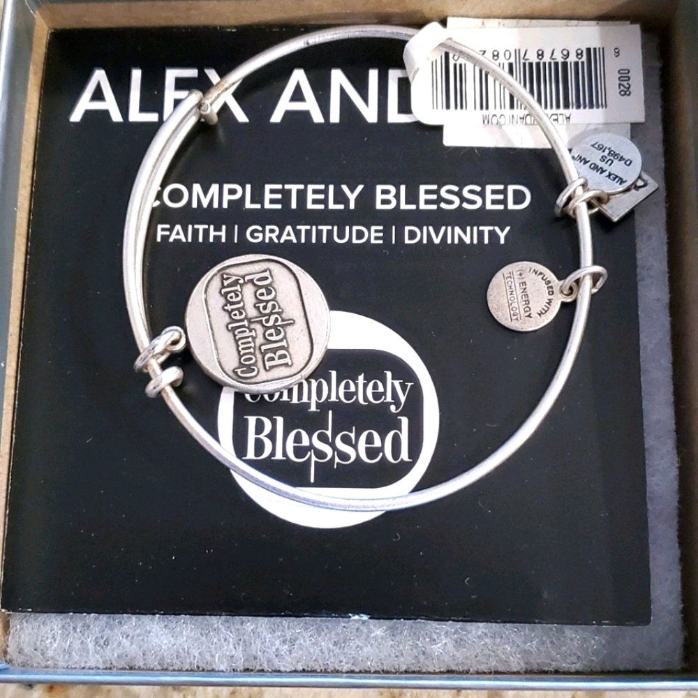 bangle bracelet